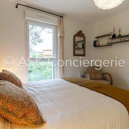 Glasz, Swimming Pool, Ideally Located Apartamento